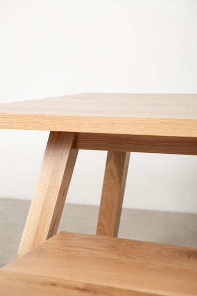 Scandinavian table and bench - detail