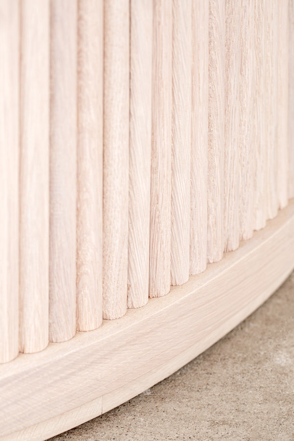 tambour conference table - detail